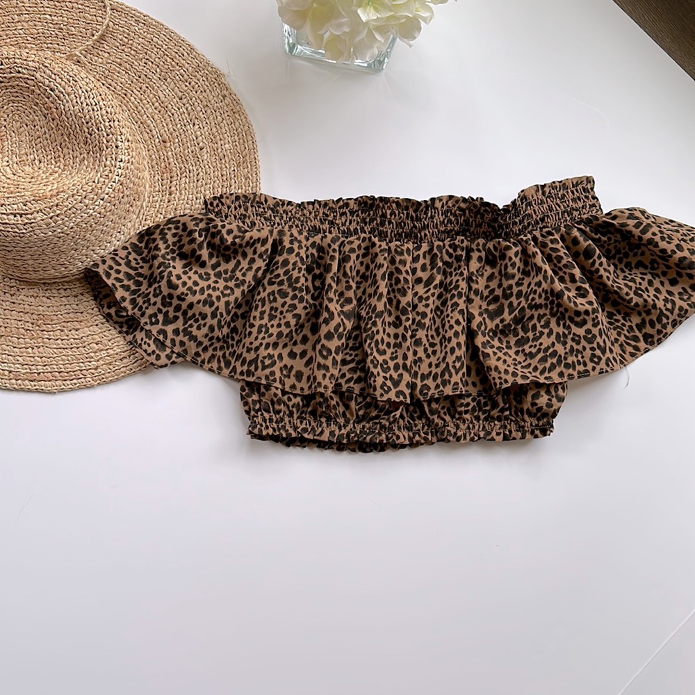 American Threads Leopard Crop, Small